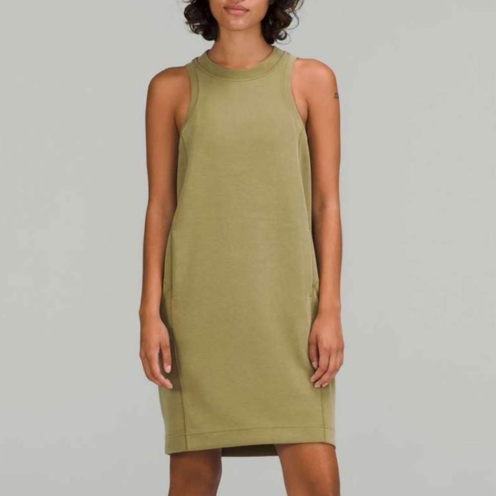 Lululemon Back In Action Dress 6 Green Activewear Casual Sporty Athletic Chic